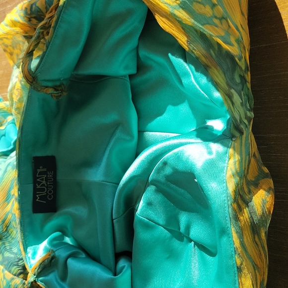 VINTAGE MUSANI COUTURE SILK SHIRT AND TOP SET - Picture 8 of 16